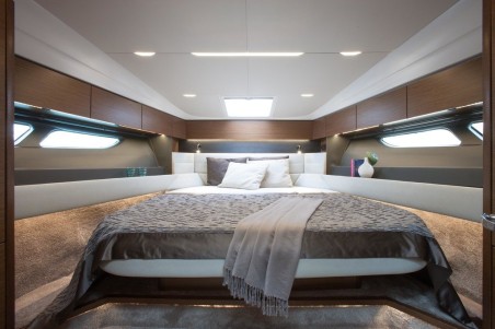 Bavaria Yachtbau Bavaria R40 Fly Neptun