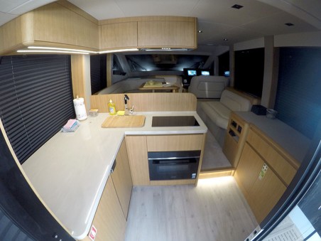 Galeon 480 Fly | Czarter jachtu Chorwacja | Travelboat