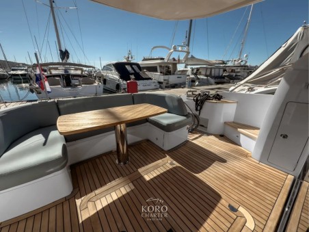 Princess Yachts Princess 50 Flybridge - 3 + 1 cab. Mia