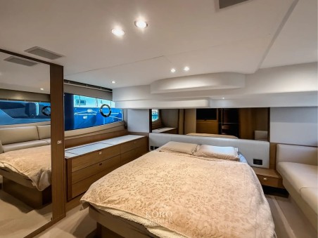 Princess Yachts Princess 50 Flybridge - 3 + 1 cab. Mia