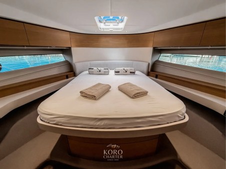 Princess Yachts Princess 50 Flybridge - 3 + 1 cab. Mia