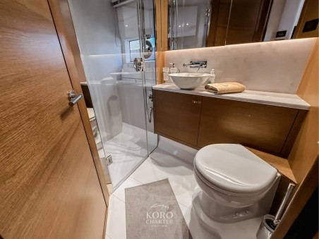 Princess Yachts Princess 50 Flybridge - 3 + 1 cab. Mia