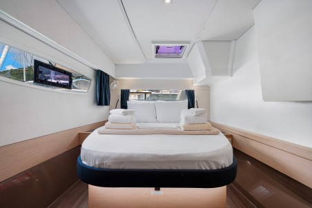 Fountaine Pajot Astrea 42 | Yacht Charter British Virgin Islands | Travelboat