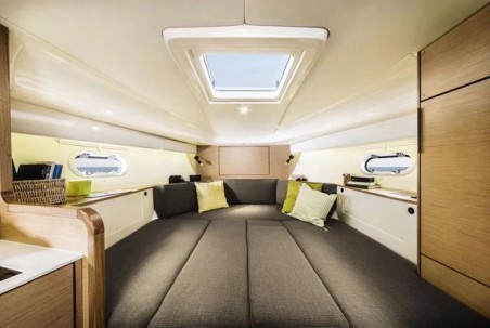 Bavaria Sport 300 | Czarter jachtu Chorwacja | Travelboat