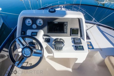 Bavaria Virtess 420 Fly | Yacht Charter Croatia | Travelboat