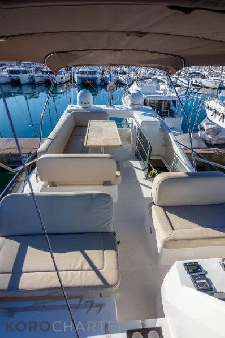 Bavaria Virtess 420 Fly | Yacht Charter Croatia | Travelboat