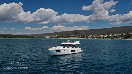 Bavaria Virtess 420 Fly | Yacht Charter Croatia | Travelboat