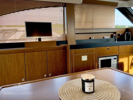 Bavaria Virtess 420 Fly | Yacht Charter Croatia | Travelboat