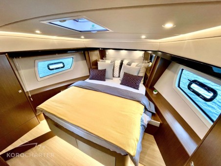 Bavaria Virtess 420 Fly | Yacht Charter Croatia | Travelboat