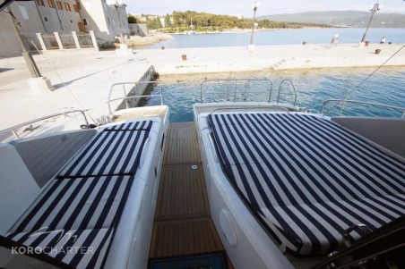 Fairline Targa 62 | Yacht Charter Croatia | Travelboat