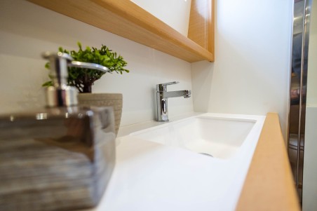 Lagoon-Bénéteau Lagoon 560 S2 - 5 + 1 cab. Eagle of Norway (Crewed)