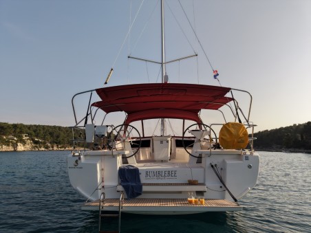 Oceanis 46.1 | Yacht Charter Croatia | Travelboat