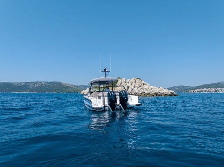 Axopar 37 Sun Top | Yacht Charter Croatia | Travelboat