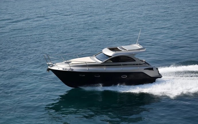 Mirakul 40 | Czarter jachtu Chorwacja | Travelboat