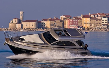 Mirakul 40 | Yacht Charter Croatia | Travelboat