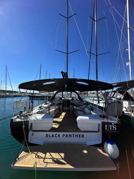 Elan E6 | Yacht Charter Croatia | Travelboat