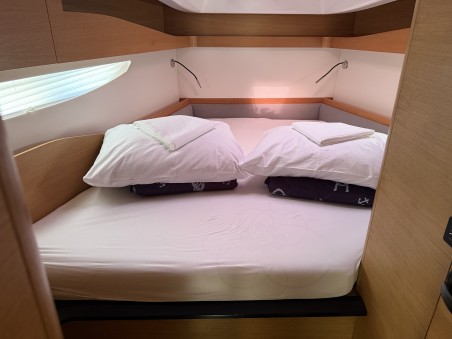 Elan E6 | Yacht Charter Croatia | Travelboat