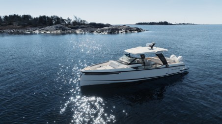 Saxdor 320 GTO | Yacht Charter Croatia | Travelboat