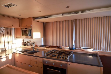 Lagoon-Bénéteau Lagoon 560 S2 - 5 + 1 cab. Starlight (Crewed)