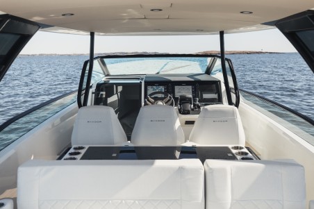 Saxdor 320 GTO | Yacht Charter Croatia | Travelboat