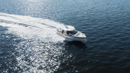 Saxdor 320 GTO | Yacht Charter Croatia | Travelboat