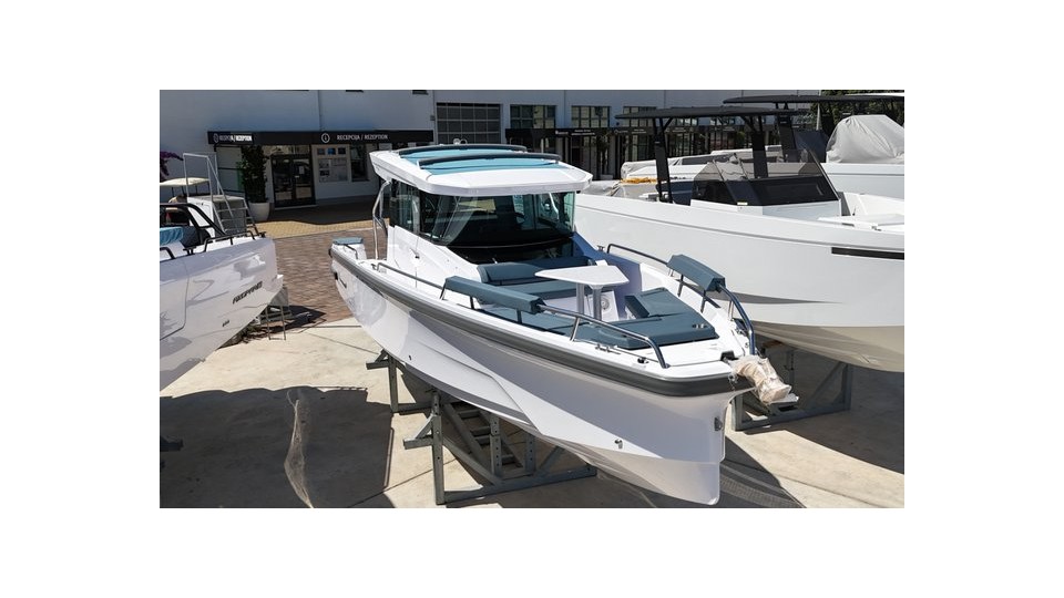 Axopar 29 XC Cross Cabin | Yacht Charter Croatia | Travelboat