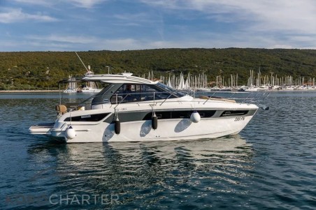 Bavaria S36 Open | Yacht Charter Croatia | Travelboat