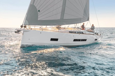 Hanse 460 | Yacht Charter Greece | Travelboat