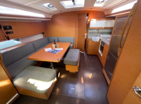Dufour 470 | Yacht Charter Greece | Travelboat