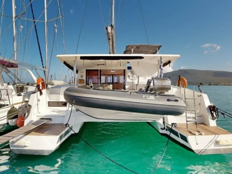 Fountaine Pajot Isla 40 | Yacht Charter Greece | Travelboat