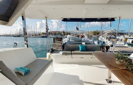 Fountaine Pajot Isla 40 | Yacht Charter Greece | Travelboat