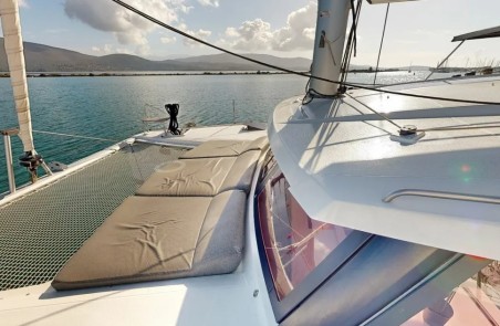 Fountaine Pajot Isla 40 | Yacht Charter Greece | Travelboat