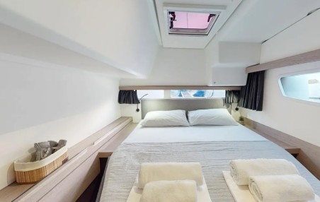 Fountaine Pajot Isla 40 | Yacht Charter Greece | Travelboat