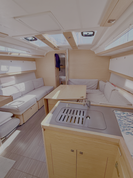 Dufour 390 GL | Yacht Charter France | Travelboat