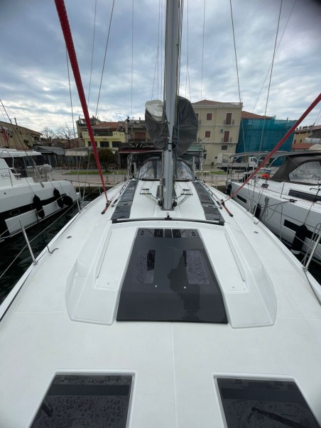 Dufour 48 | Yacht Charter Greece | Travelboat