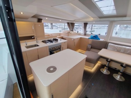 Fountaine Pajot FP 44 Quatuor | Yacht Charter Croatia | Travelboat