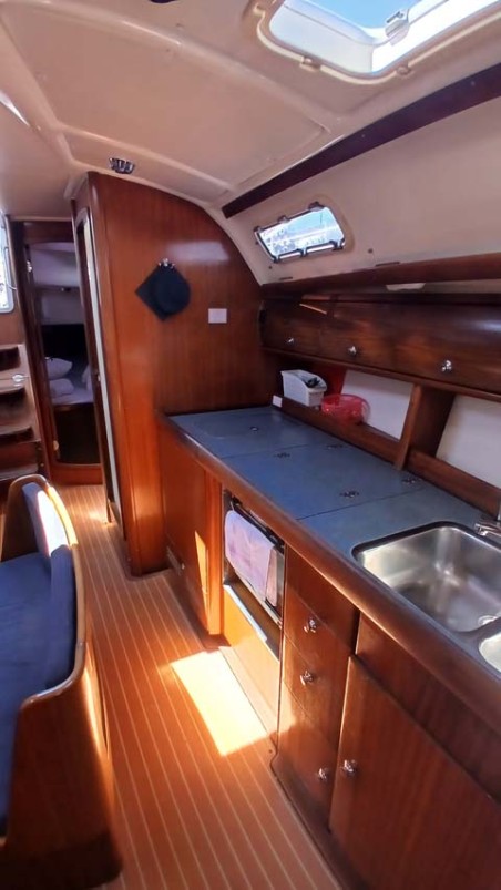 Bavaria 41 | Yacht Charter Greece | Travelboat