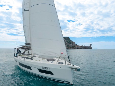 Dufour 41 - 3 cab. | Yacht Charter Italy | Travelboat