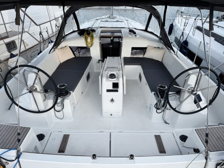 Sun Odyssey 490 | Yacht Charter Italy | Travelboat