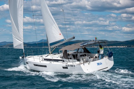 Sun Odyssey 490 | Yacht Charter Italy | Travelboat