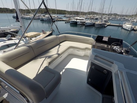 Galeon 480 Fly | Czarter jachtu Chorwacja | Travelboat