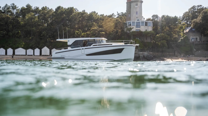 Delphia 10 Sedan | Czarter jachtu Chorwacja | Travelboat