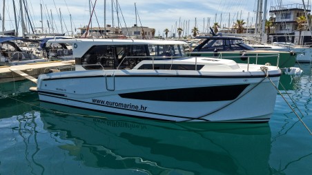 Delphia 10 Sedan | Czarter jachtu Chorwacja | Travelboat