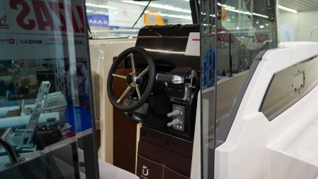 Delphia 10 Sedan | Czarter jachtu Chorwacja | Travelboat