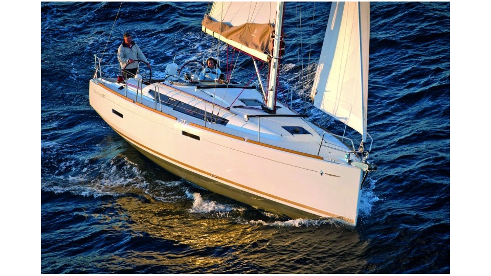 Beneteau Sun Odyssey 389 | Yacht Charter Spain | Travelboat