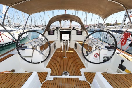 Sun Odyssey 389 | Yacht Charter Croatia | Travelboat