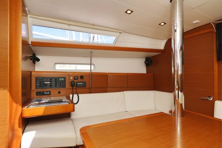Sun Odyssey 389 | Yacht Charter Croatia | Travelboat