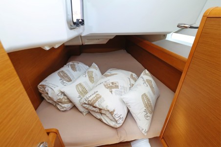 Sun Odyssey 389 | Yacht Charter Croatia | Travelboat