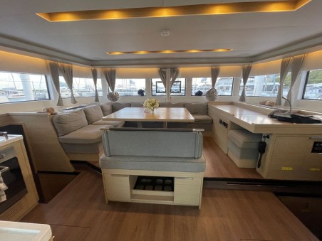 Lagoon 51 | Yacht Charter British Virgin Islands | Travelboat