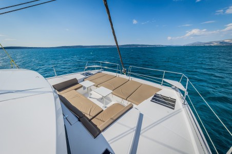Bali 4.1 - 4 cab. | Yacht Charter Croatia | Travelboat